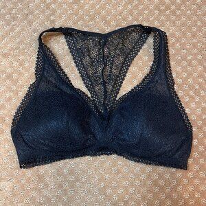 Victoria's Secret Black lace bralette padded lining size M Racerback Lace